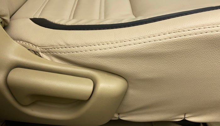 2012 Honda Brio V MT, Petrol, Manual, 79,896 km, Driver Side Adjustment Panel