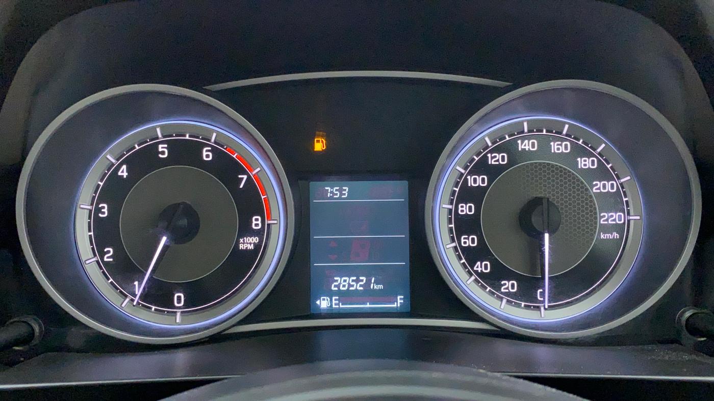 2018 Maruti Dzire VXI, Petrol, Manual, 28,696 km, Odometer Image