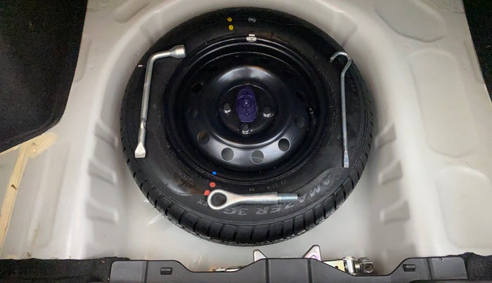 2018 Maruti Dzire VXI, Petrol, Manual, 28,696 km, Spare Tyre
