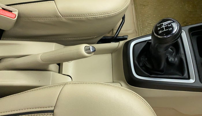 2018 Maruti Dzire VXI, Petrol, Manual, 28,696 km, Gear Lever
