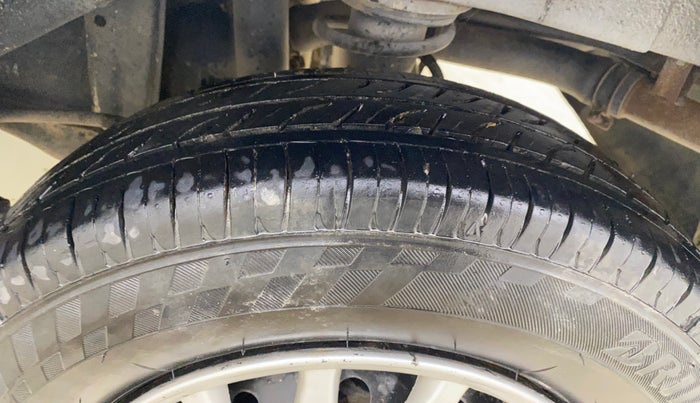 2014 Maruti Alto 800 LXI, Petrol, Manual, 55,463 km, Left Rear Tyre Tread