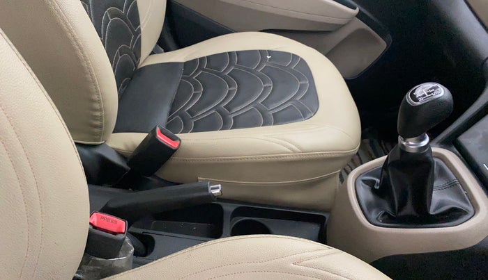 2017 Hyundai Xcent SX 1.2, Petrol, Manual, 64,734 km, Gear Lever