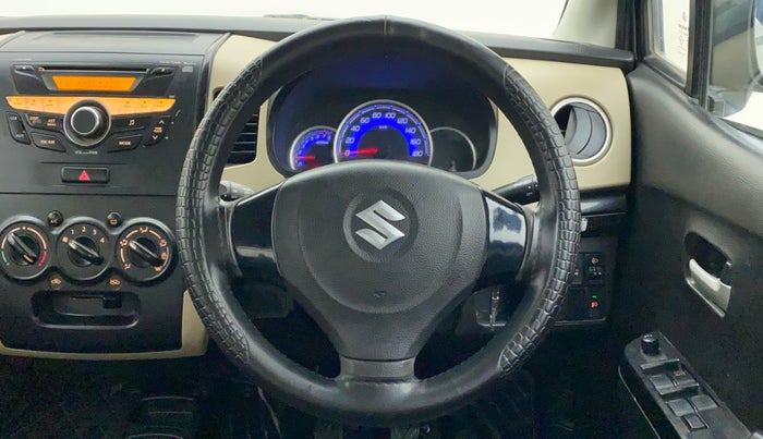 2017 Maruti Wagon R 1.0 VXI, Petrol, Manual, 43,944 km, Steering Wheel Close Up