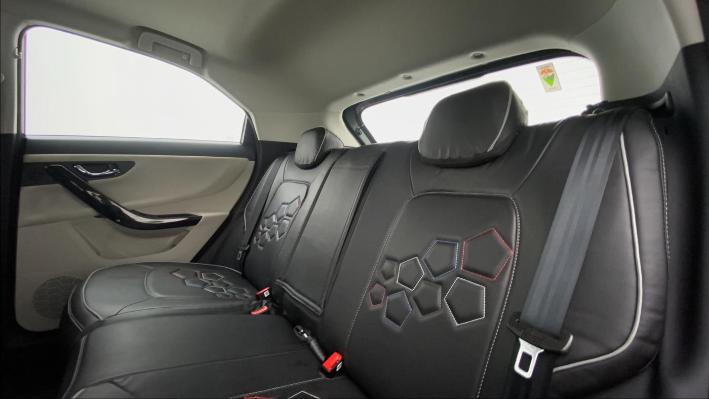 2021 Tata NEXON XZ+ SUNROOF 1.5 RTQ, Diesel, Manual, 13,824 km, Right Side Rear Door Cabin