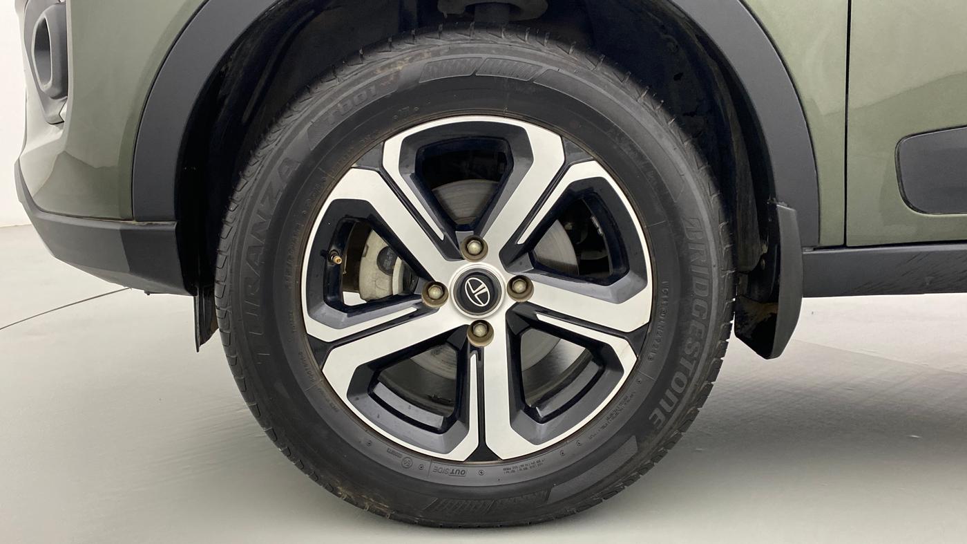 2021 Tata NEXON XZ+ SUNROOF 1.5 RTQ, Diesel, Manual, 13,824 km, Left Front Wheel