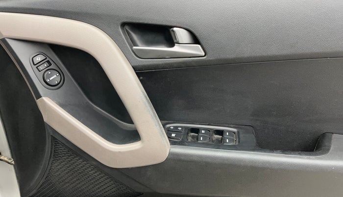 2017 Hyundai Creta SX PLUS AT 1.6 PETROL, Petrol, Automatic, 79,046 km, Driver Side Door Panels Control