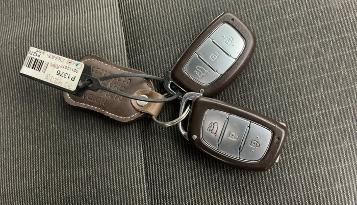 2017 Hyundai Creta SX PLUS AT 1.6 PETROL, Petrol, Automatic, 79,046 km, Key Close Up