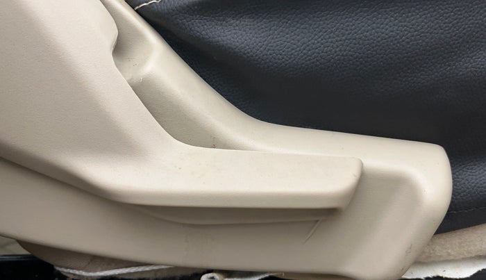 2018 Maruti Dzire LXI, Petrol, Manual, 56,089 km, Driver Side Adjustment Panel