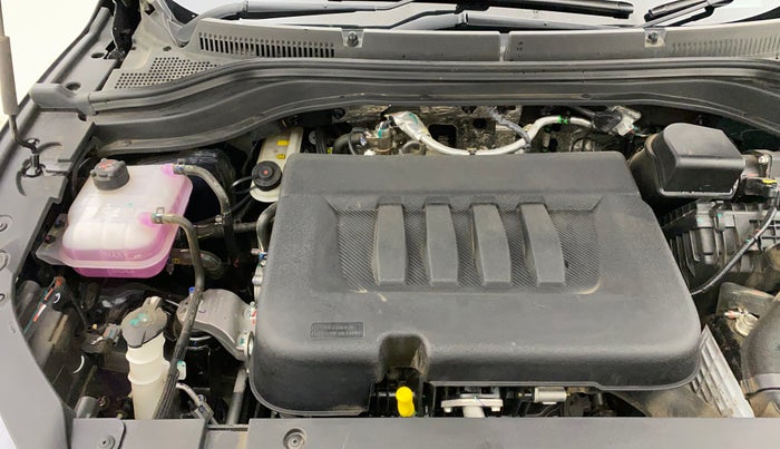 2025 Mahindra XUV700 AX 7 LUXURY D AT 7 STR, Diesel, Automatic, 15,433 km, Engine View - Right