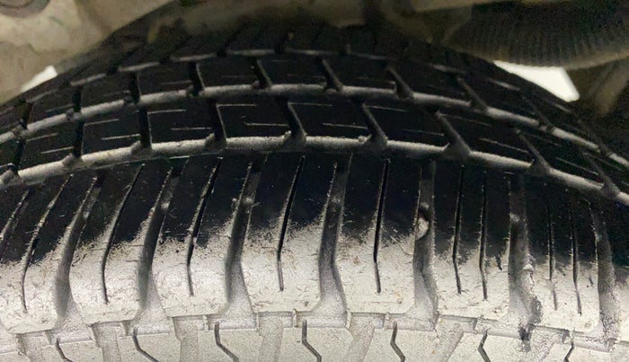 2011 Hyundai Santro Xing GL, Petrol, Manual, 40,610 km, Left Rear Tyre Tread