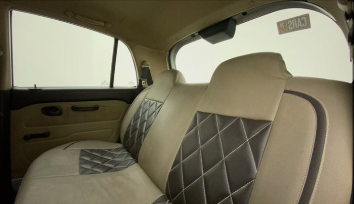 2011 Hyundai Santro Xing GL, Petrol, Manual, 40,610 km, Right Side Rear Door Cabin