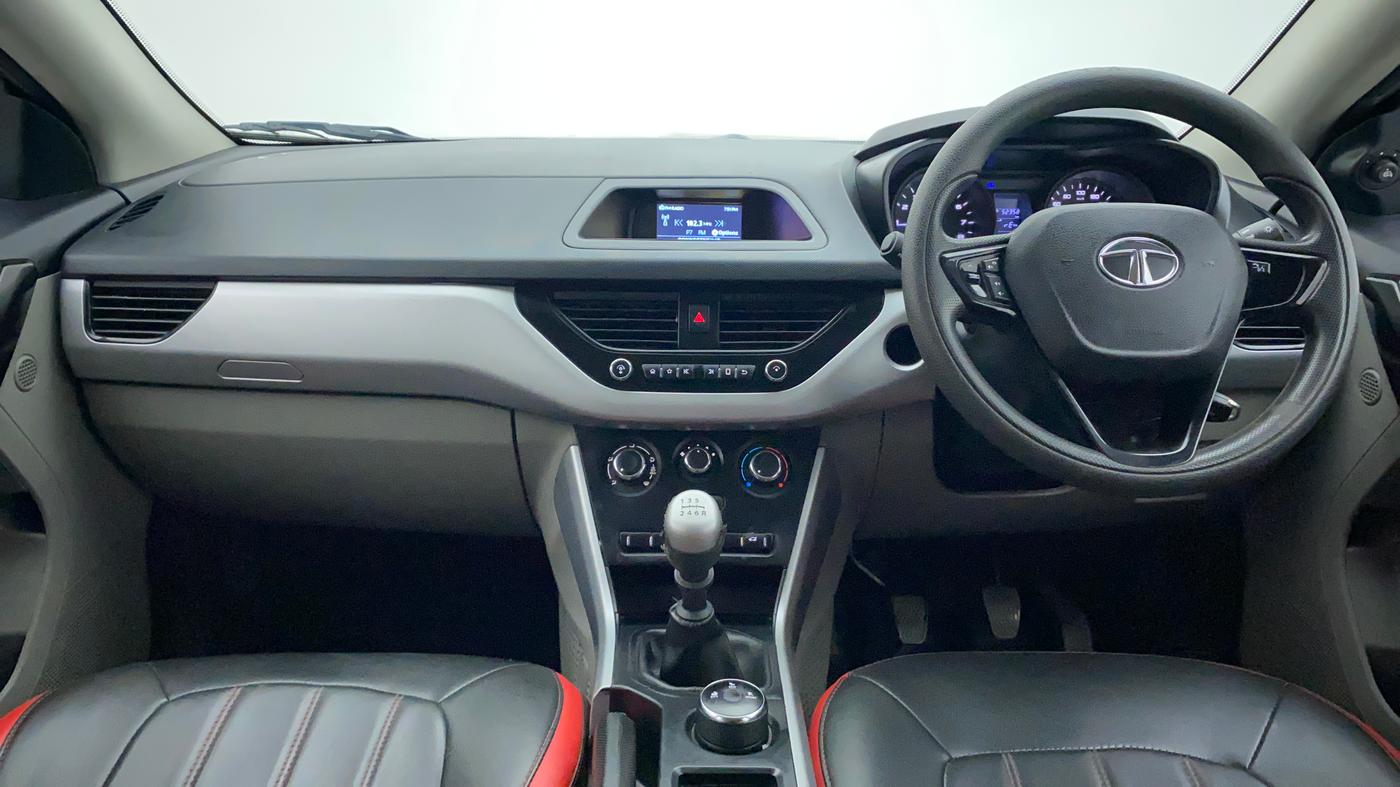 2019 Tata NEXON XM PETROL, Petrol, Manual, 52,358 km, Dashboard