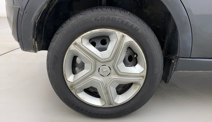 2019 Tata NEXON XM PETROL, Petrol, Manual, 52,358 km, Right Rear Wheel