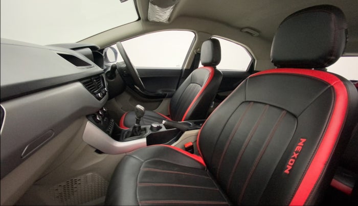 2019 Tata NEXON XM PETROL, Petrol, Manual, 52,358 km, Pedals