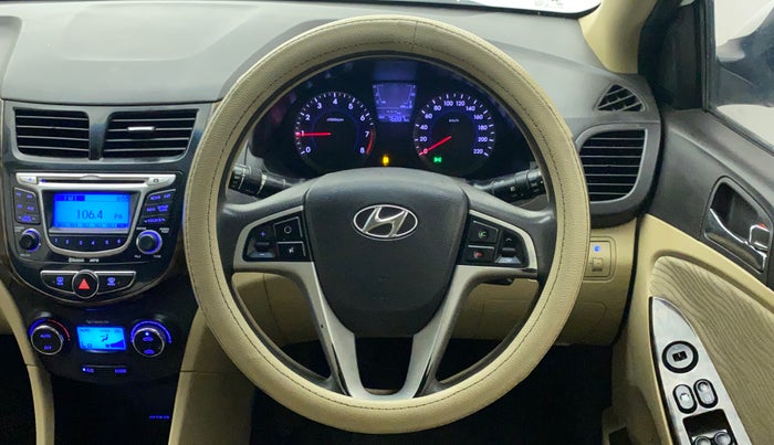 2013 Hyundai Verna FLUIDIC 1.6 VTVT EX, Petrol, Manual, 76,887 km, Steering Wheel Close Up