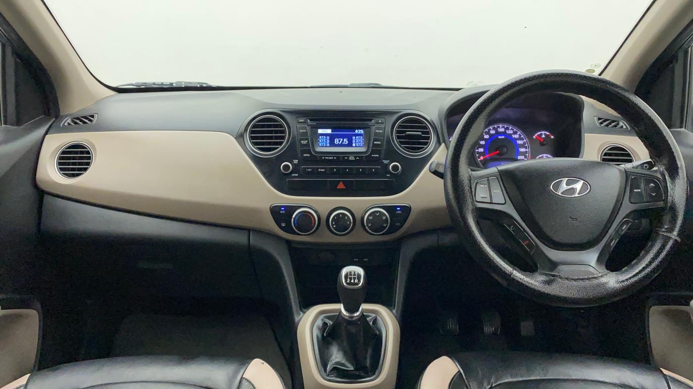 2015 Hyundai Grand i10 SPORTZ 1.2 KAPPA VTVT, Petrol, Manual, 72,833 km, Dashboard