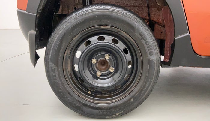 2017 Mahindra Kuv100 K4 6 STR, Petrol, Manual, 48,126 km, Right Rear Wheel