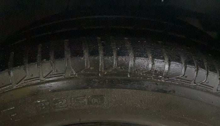 2015 Honda City 1.5L I-VTEC VX, Petrol, Manual, 76,581 km, Right Front Tyre Tread