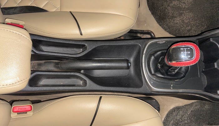 2015 Honda City 1.5L I-VTEC VX, Petrol, Manual, 76,581 km, Gear Lever