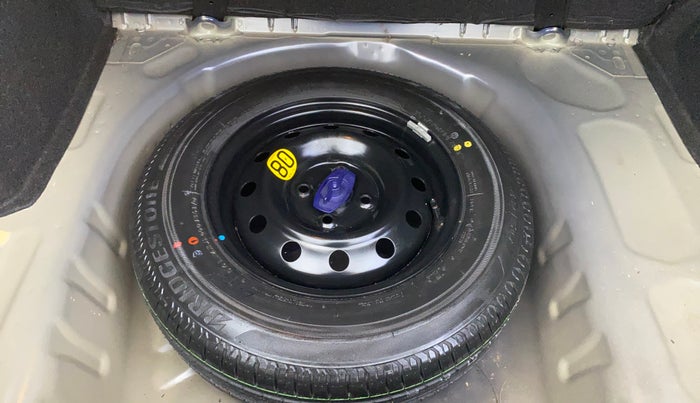 2017 Maruti Dzire ZXI, Petrol, Manual, 37,542 km, Spare Tyre