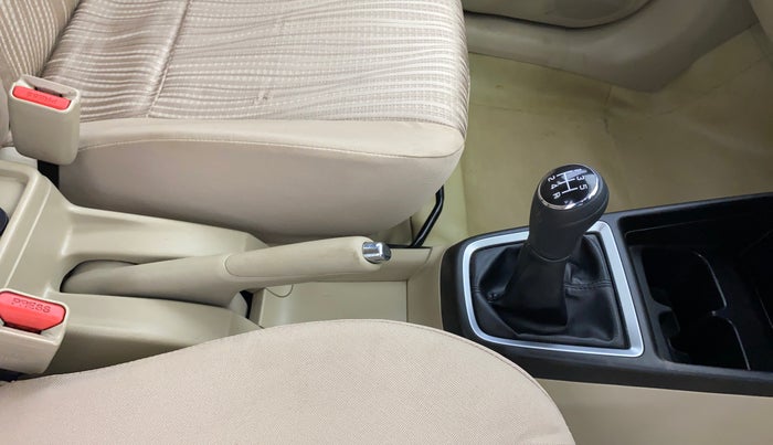 2017 Maruti Dzire ZXI, Petrol, Manual, 37,542 km, Gear Lever