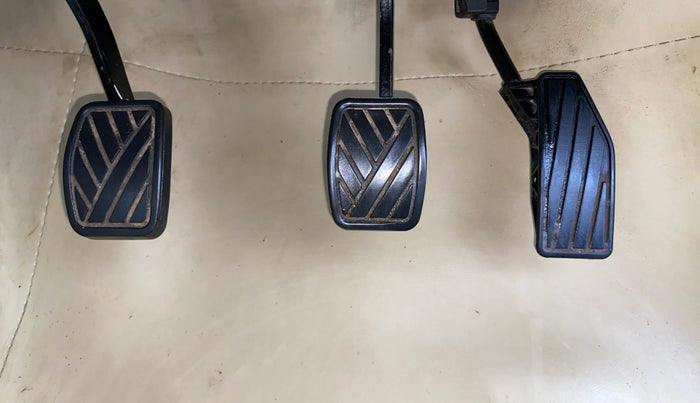 2017 Maruti Dzire ZXI, Petrol, Manual, 37,542 km, Pedals