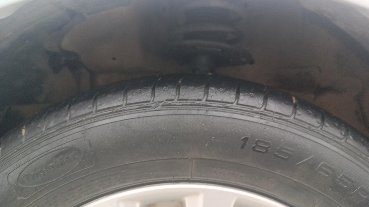 2022 Maruti Ciaz DELTA AT 1.5 SHVS PETROL, Petrol, Automatic, 38,851 km, Left Front Tyre Tread