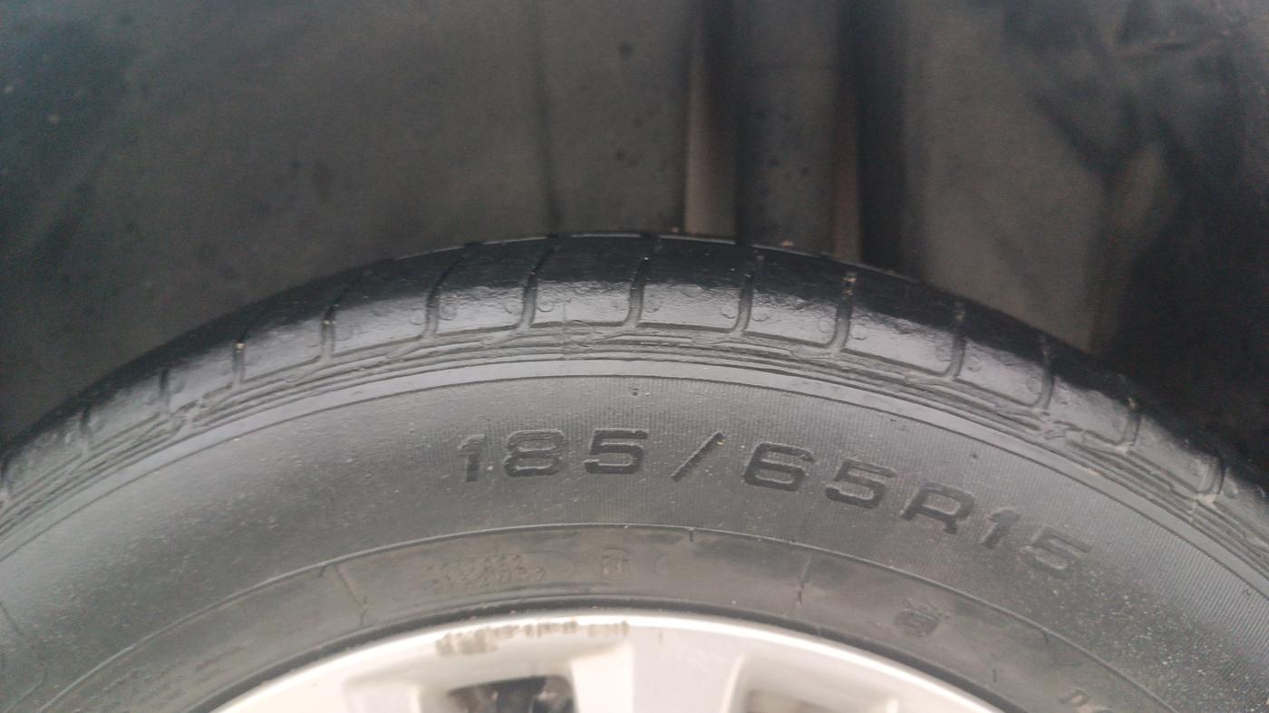 2022 Maruti Ciaz DELTA AT 1.5 SHVS PETROL, Petrol, Automatic, 38,851 km, Left Rear Tyre Tread