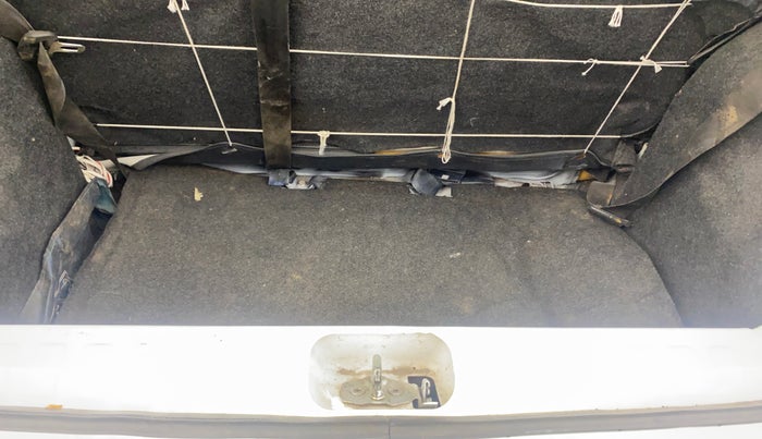 2017 Datsun Redi Go T (O), Petrol, Manual, 1,03,988 km, Boot Inside