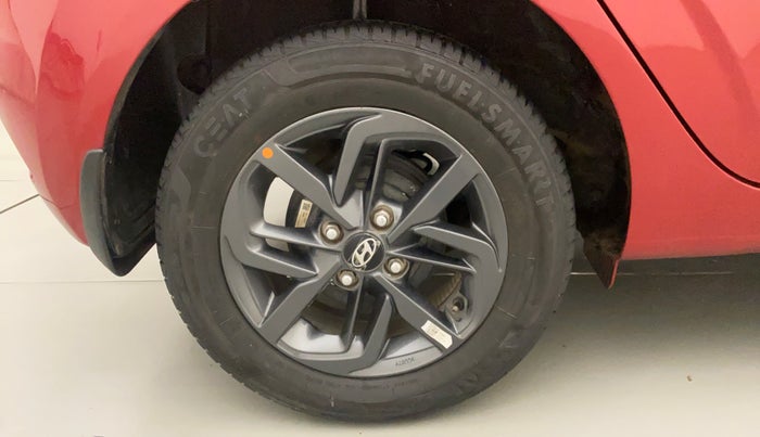 2022 Hyundai GRAND I10 NIOS SPORTZ 1.2 KAPPA VTVT CNG, CNG, Manual, 15,638 km, Right Rear Wheel