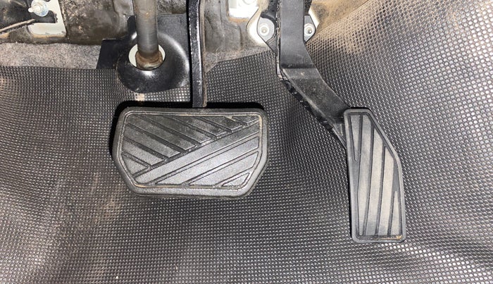 2015 Maruti Alto K10 VXI AMT, Petrol, Automatic, 29,429 km, Pedals