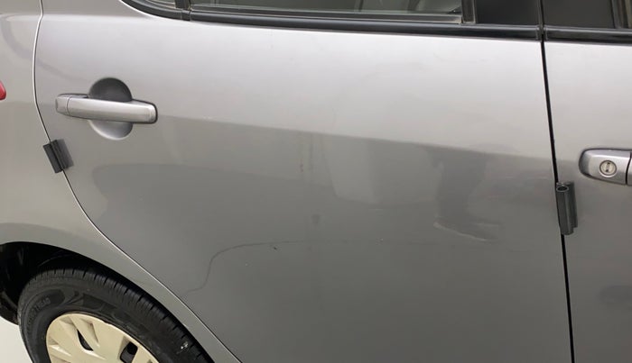 2013 Maruti Swift VXI, Petrol, Manual, 77,946 km, Right rear door - Slightly dented