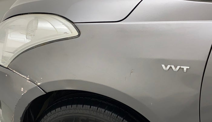 2013 Maruti Swift VXI, Petrol, Manual, 77,946 km, Left fender - Slightly dented