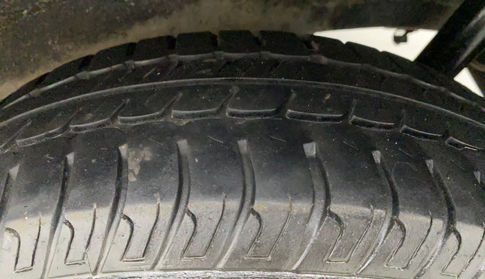 2015 Maruti Wagon R 1.0 VXI AMT, Petrol, Automatic, 54,429 km, Left Rear Tyre Tread