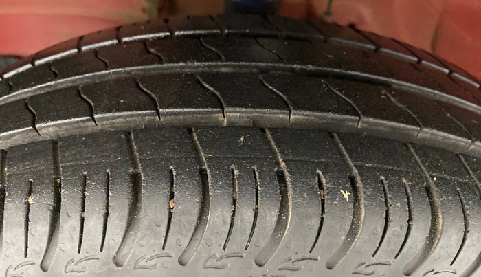 2021 Maruti S PRESSO VXI PLUS, Petrol, Manual, 10,507 km, Left Front Tyre Tread