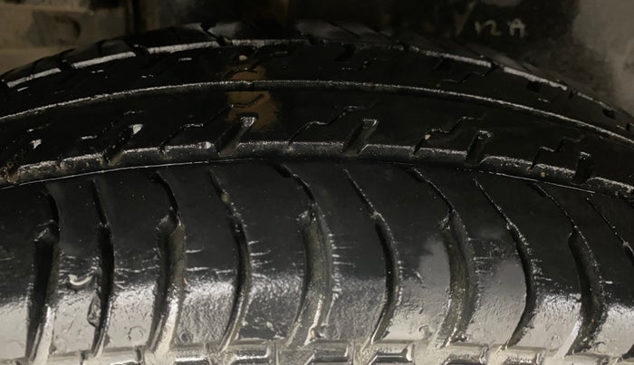 2012 Maruti Swift VDI, Diesel, Manual, 69,284 km, Right Rear Tyre Tread
