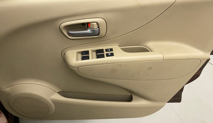 2012 Maruti A Star VXI (ABS) AT, Petrol, Automatic, 40,614 km, Driver Side Door Panels Control