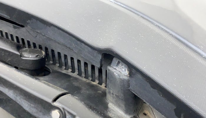 2020 Tata ALTROZ XM PLUS PETROL, Petrol, Manual, 32,089 km, Front windshield - Wiper nozzle not functional