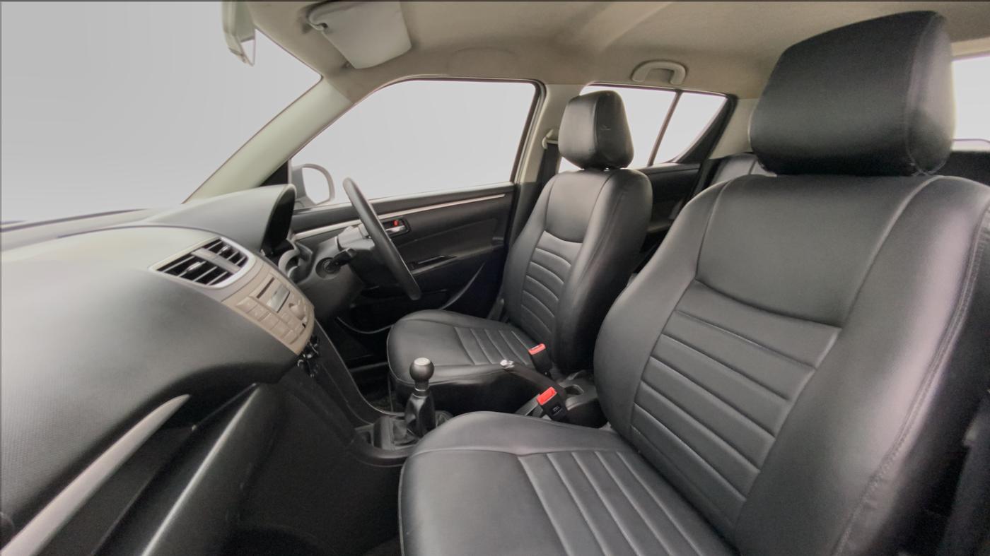 2014 Maruti Swift VXI D, Petrol, Manual, 28,893 km, Right Side Front Door Cabin View