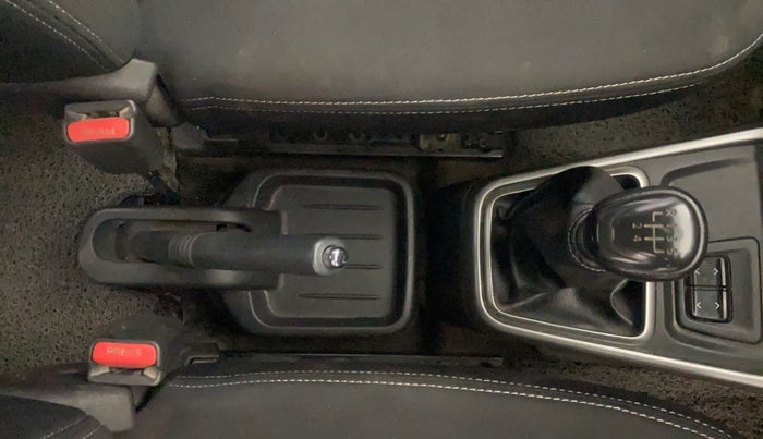 2021 Datsun Redi Go T(O), Petrol, Manual, 27,701 km, Gear Lever