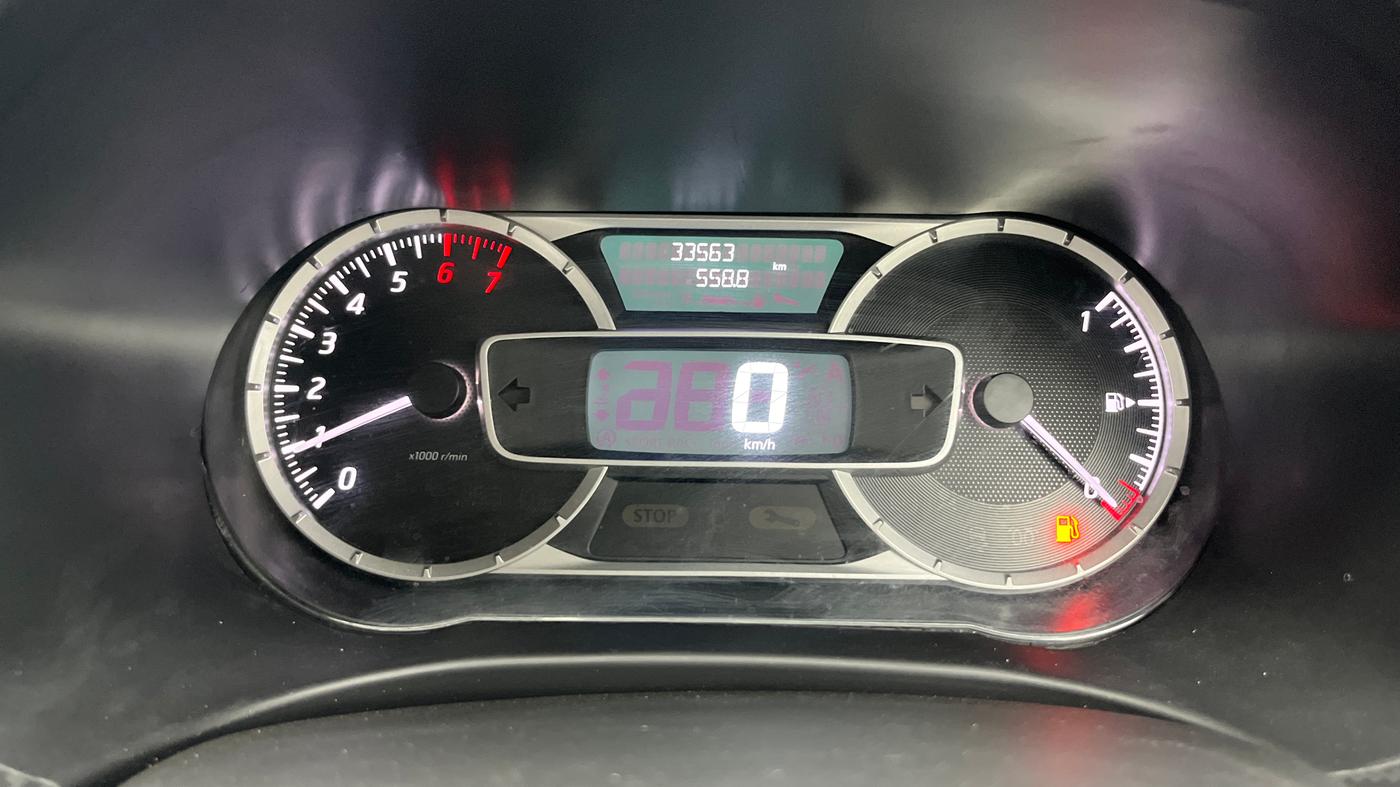 2022 Nissan Kicks XV TURBO 1.3, Petrol, Manual, 33,562 km, Odometer Image