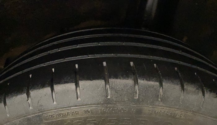 2020 Maruti Baleno ZETA PETROL 1.2, Petrol, Manual, 60,525 km, Left Rear Tyre Tread