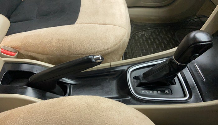 2015 Maruti Ciaz ZXI AT, Petrol, Automatic, 80,532 km, Gear Lever
