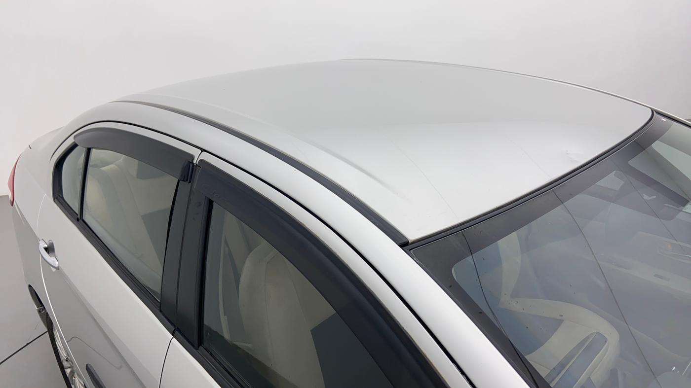 2015 Maruti Ciaz ZXI AT, Petrol, Automatic, 80,532 km, Roof/Moonroof