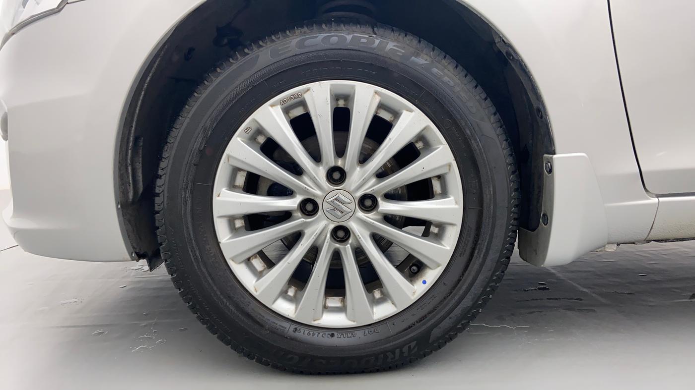 2015 Maruti Ciaz ZXI AT, Petrol, Automatic, 80,532 km, Left Front Wheel