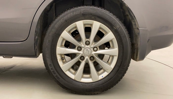2013 Maruti Ertiga ZDI, Diesel, Manual, 85,588 km, Left Rear Wheel
