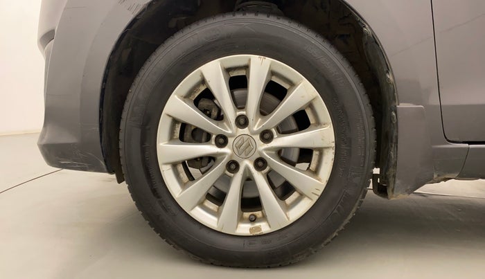 2013 Maruti Ertiga ZDI, Diesel, Manual, 85,588 km, Left Front Wheel