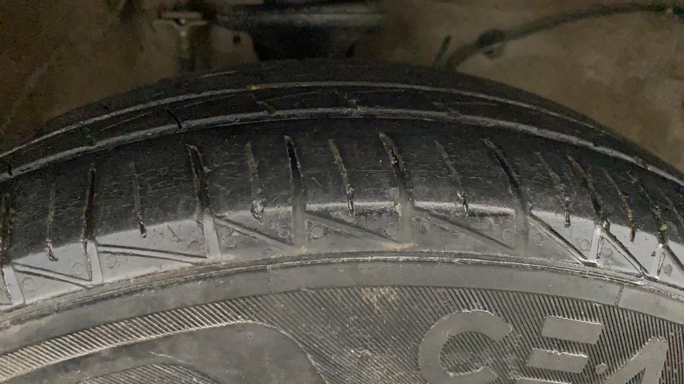 2021 Maruti Alto VXI, Petrol, Manual, 36,264 km, Right Front Tyre Tread