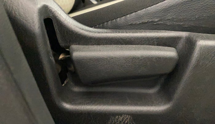 2021 Maruti Alto VXI, Petrol, Manual, 36,264 km, Driver Side Adjustment Panel