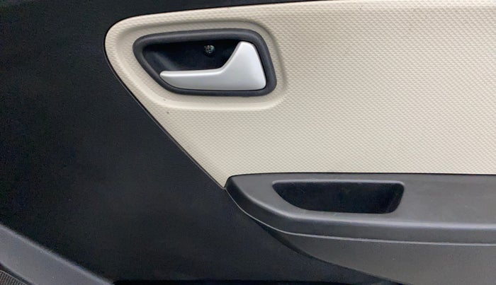 2021 Maruti Alto VXI, Petrol, Manual, 36,264 km, Driver Side Door Panels Control